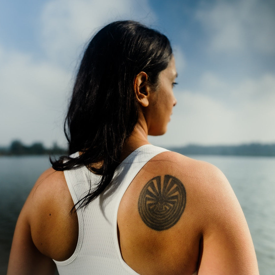Sports Chest Binder White – Flexible Compression Binder for Active Movement